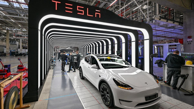 Tesla a punto de ser superada por BYD 