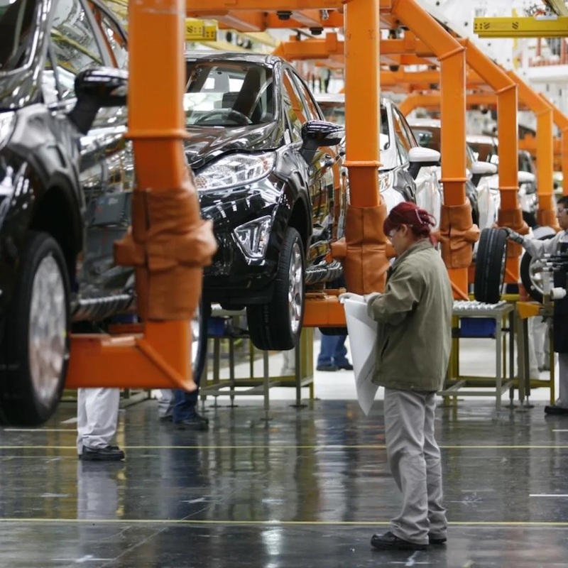 La producción y exportación automotriz mexicana dañada por la falta de chips