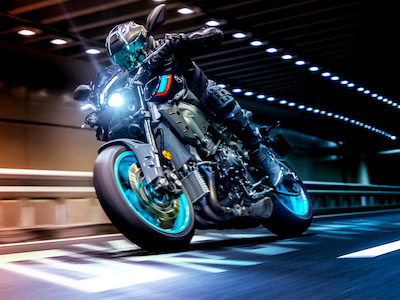 MT-10, nueva version de la gama Hyper Naked de Yamaha