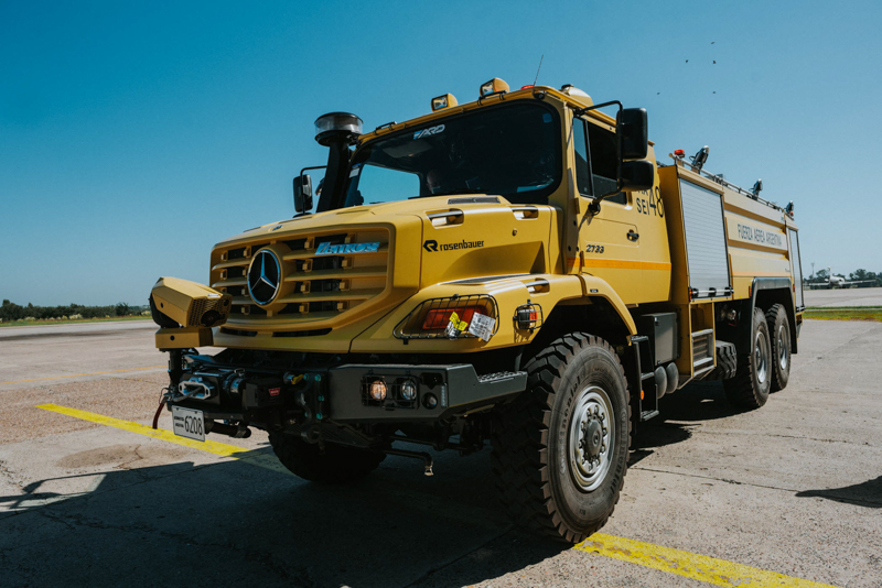La Fuerza Aérea Argentina incorporó camiones Zetros de Mercedes-Benz