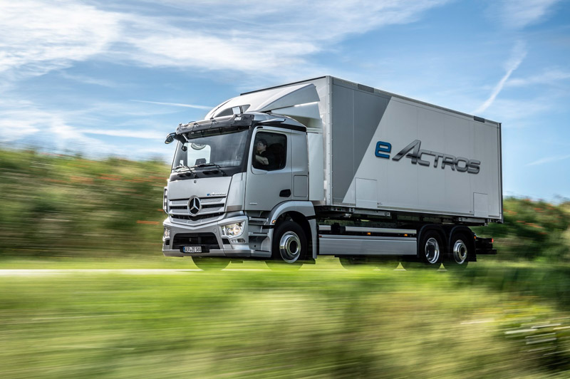 Lanzamiento mundial del Mercedes-Benz eActros