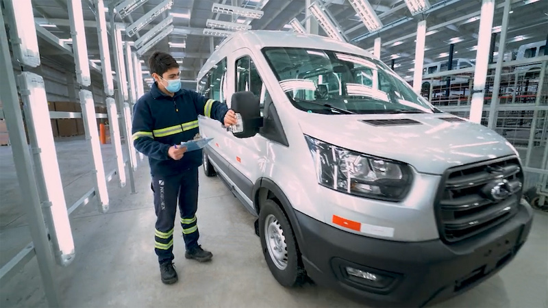 Ford inicia la producción de la Transit en Uruguay