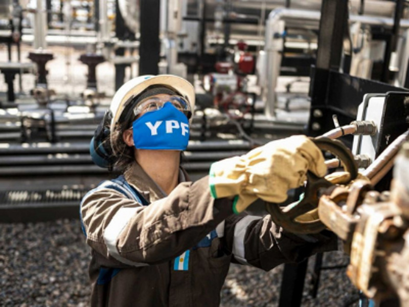 YPF cumple 100 años