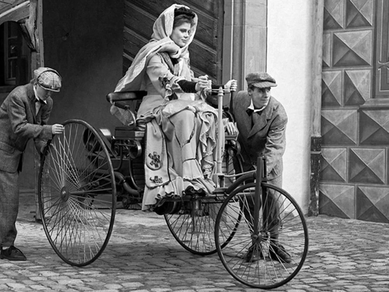 Sabías que hace 136 años Mercedes-Benz creaba el automóvil