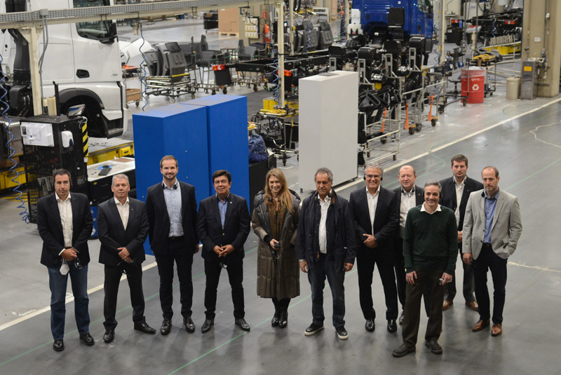 Mercedes-Benz Brasil recibió a Autoridades Argentinas