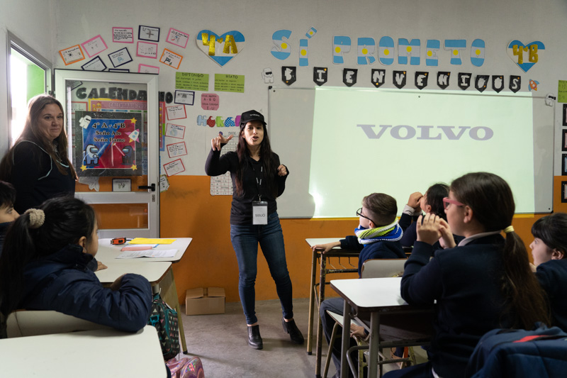 Campaña Volvo Trucks & Buses para los niños