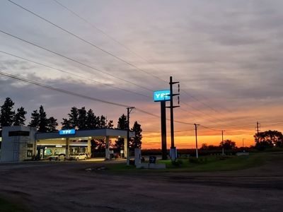 YPF Los Quirquinchos Combustibles S.A.