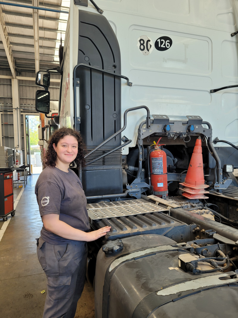 Mujeres en la Industria Automotriz