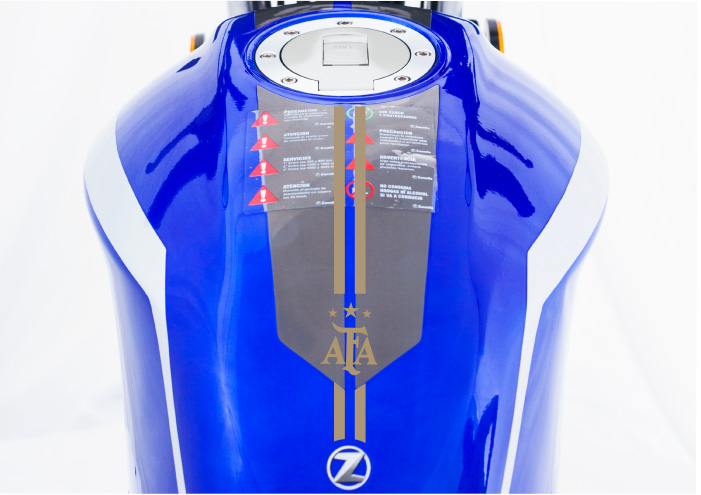 Zanella lanza ''Campeones del Mundo''