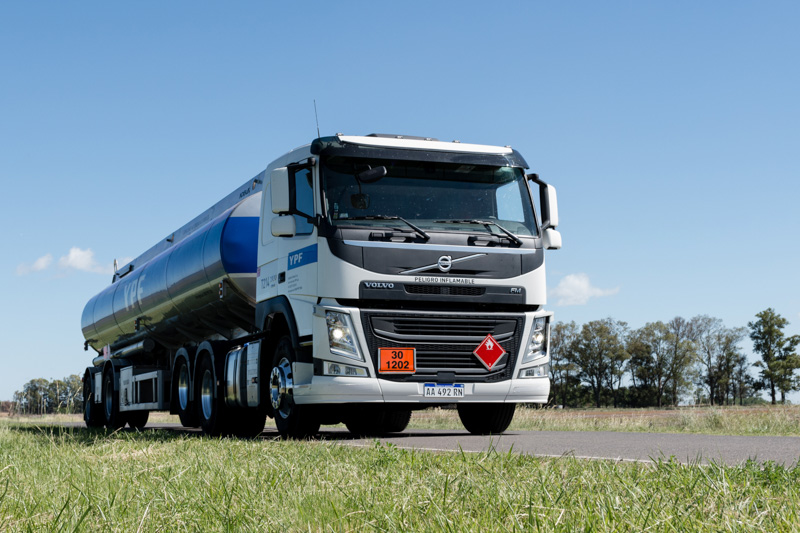 Acuerdo renovado entre Volvo y YPF