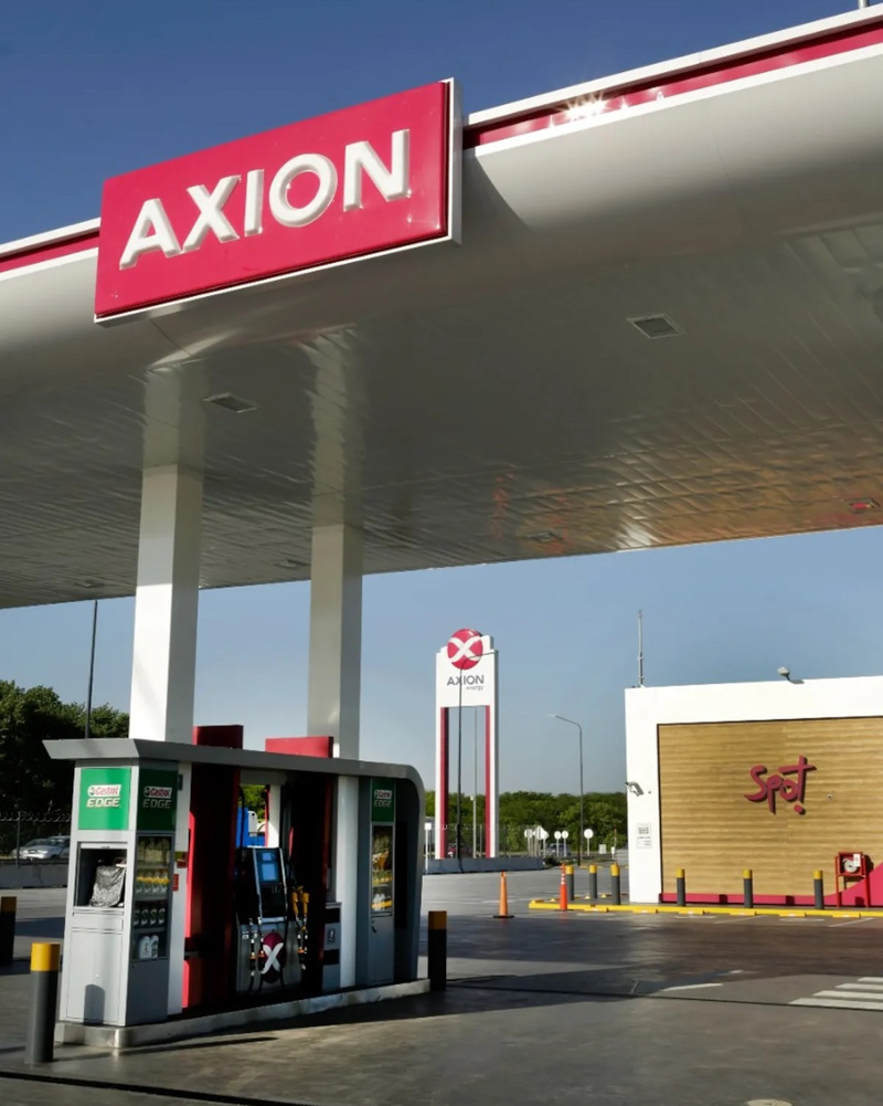 Interceden por los operadores de Axion