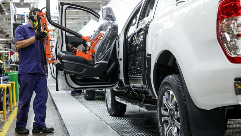 Suba interanual en la actividad industrial