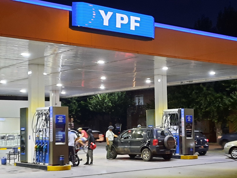 YPF vuelve a crecer en producción