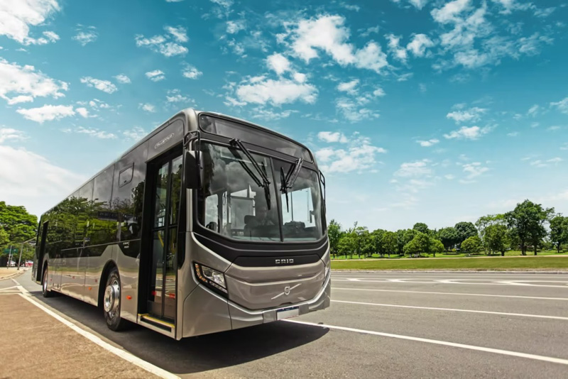 Volvo suma 54 nuevos ómnibus en Riberäo Preto