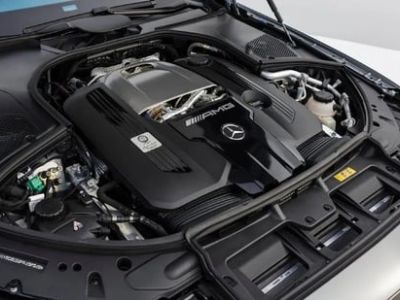 Chile prohíbe la venta de autos con motor de combustión en 2035