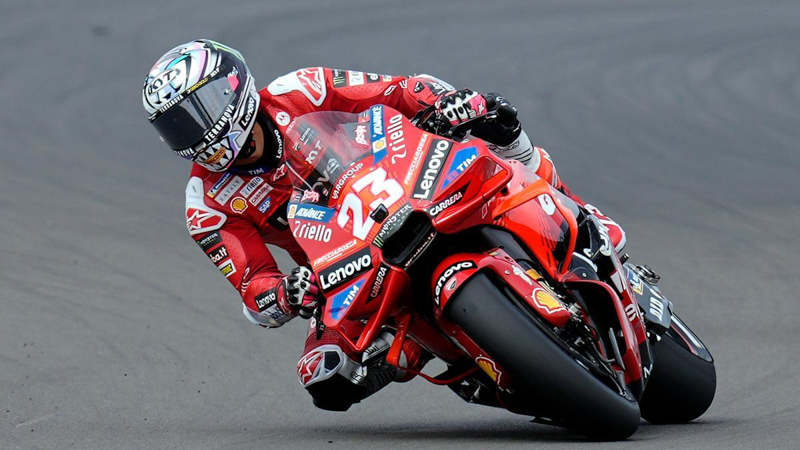 Ducati se impuso en Silverstone en el Moto GP