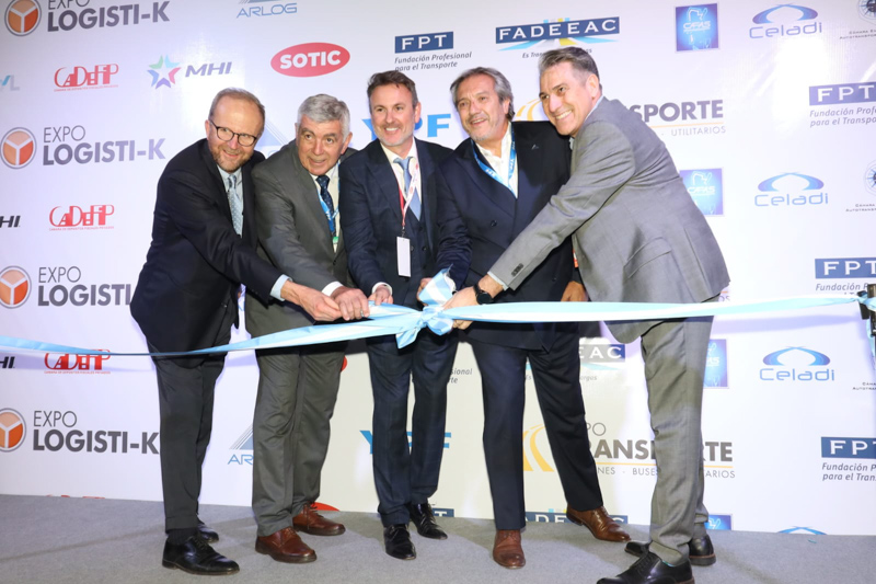 FADEEAC y FPT: Innovación y Capacitación en Expo 2024