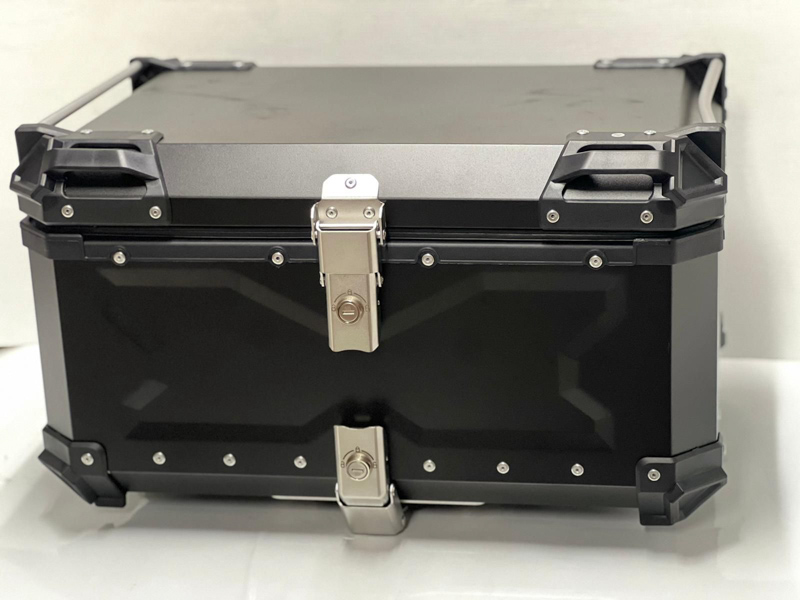 Okinoi lanza su nueva línea de bauleras de aluminio