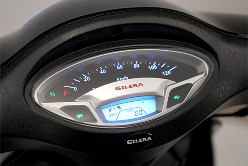 Gilera celebra 70 años con nueva planta y 12 modelos