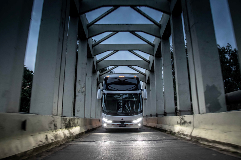 Mercedes-Benz mejora la seguridad en buses de larga distancia