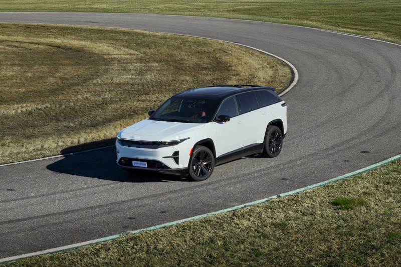 Stellantis lanza STLA AutoDrive 1.0 