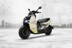 Ultraviolette presenta el scooter eléctrico Tesseract