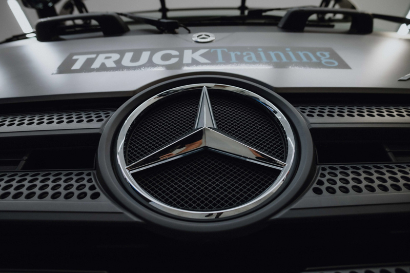 Mercedes-Benz certifica su centro de formación