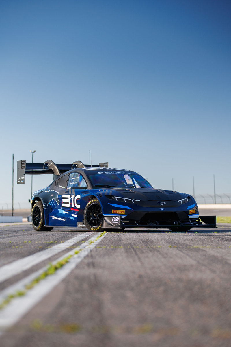 Ford gana en Pikes Peak con el Super Mustang Mach-E
