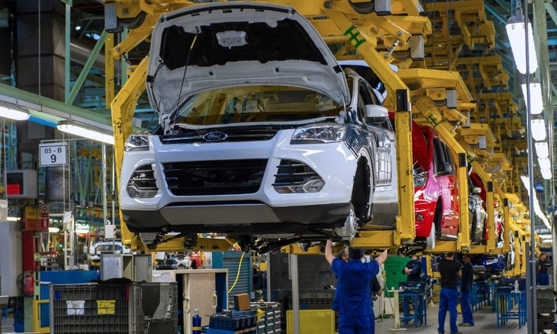 ADEFA analiza el desempeño del sector automotor