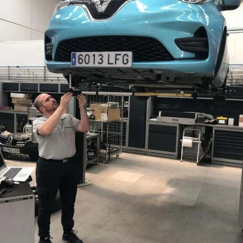 Capacitación en EMYVEC. Novedades en el equipo técnico