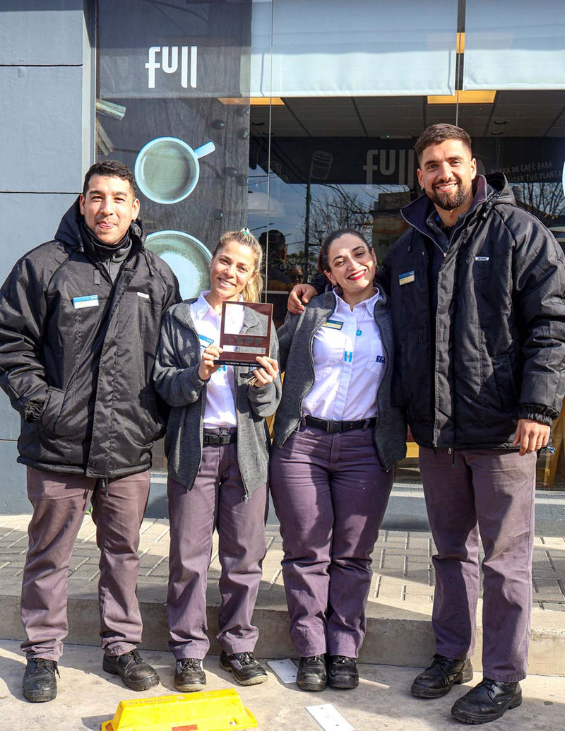 Estación YPF de Ensenada recibe premio +YPF