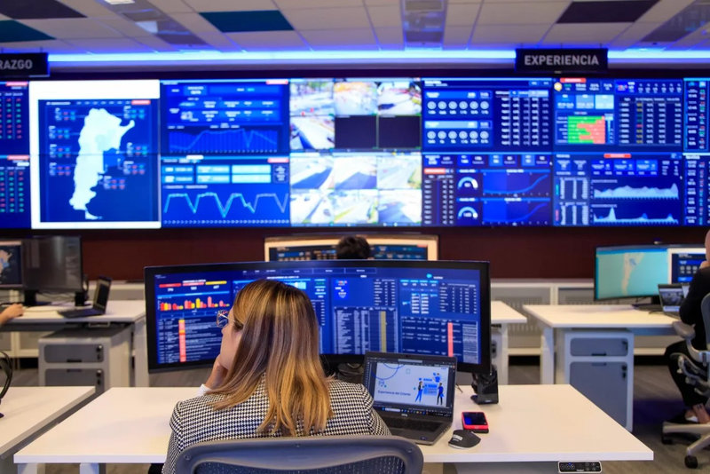 YPF lanza sala de control RTIC para yacimientos