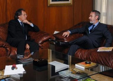 Uruguay gestiona ante Brasil por impuestos a autos