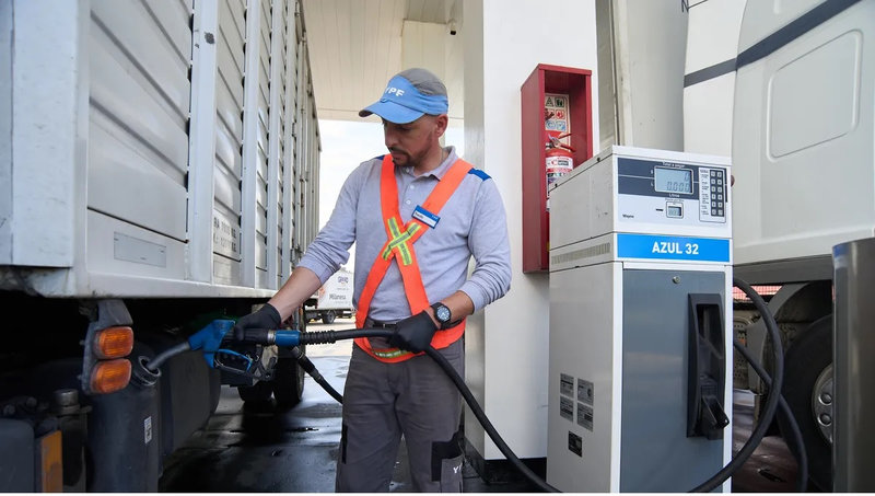 YPF amplía la red de carga de Azul 32 en rutas