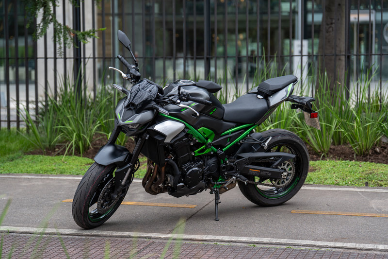 Kawasaki y Grupo Corven lanzan la nueva Z900