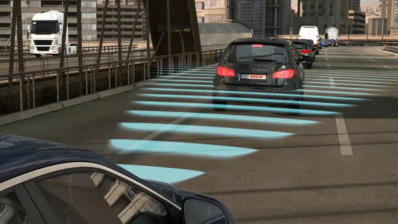 Bosch cumple 25 años del Control de Crucero ACC