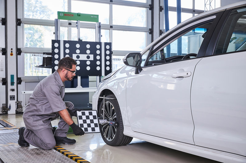 Bosch cumple 25 años del Control de Crucero ACC