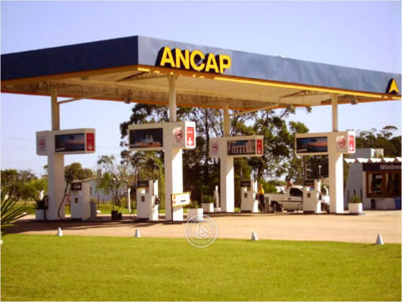 Bajan los precios de la nafta súper y el gasoil