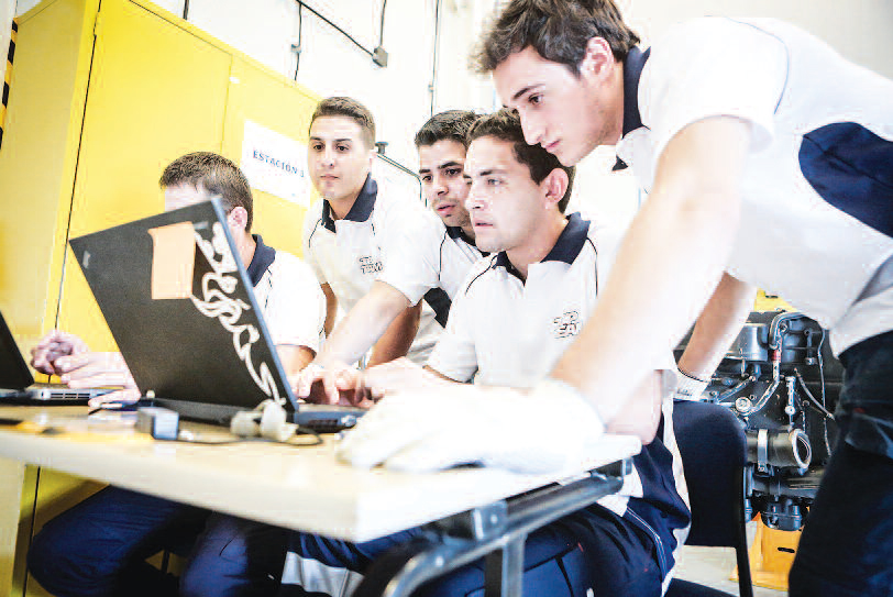 pes-61-scania-argentina-tiene-un-nuevo-top-team-brigada-z-01