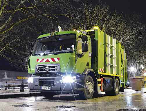 pes-64-renault-trucks-d-wide-gnc-01