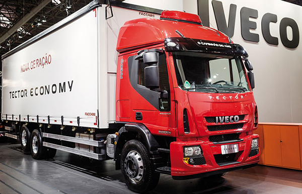 tape-2017-09-08-semipesados-lo-nuevo-de-iveco-02
