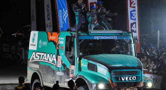 tape-2018-02-02-nuevamente-iveco-en-el-rally-dakar-01