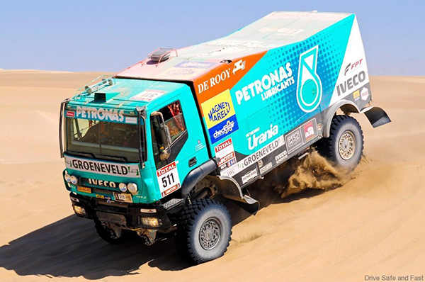 tape-2018-02-02-nuevamente-iveco-en-el-rally-dakar-02