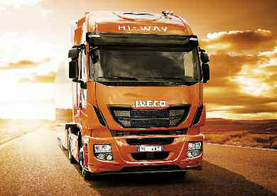 pes-58-el-transporte-pesado-iveco-stralis-hi-way-01