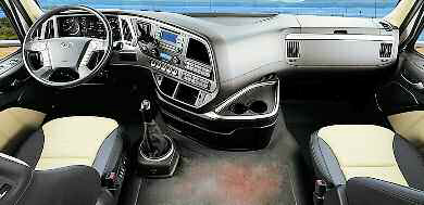 pes-58-nuevo-camion.hyundai-xcient-2014-02