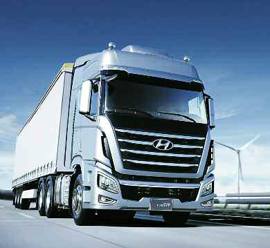 pes-58-nuevo-camion.hyundai-xcient-2014-04