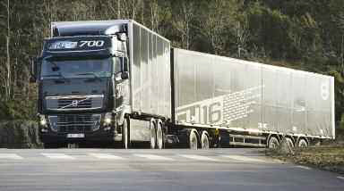 pes-60-volvo-fh-16-con-potencias-700-y-750-cv-07