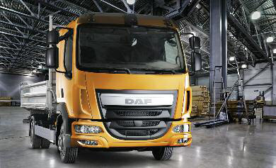 pes-55-el-camion-daf-lf-euro-6-06