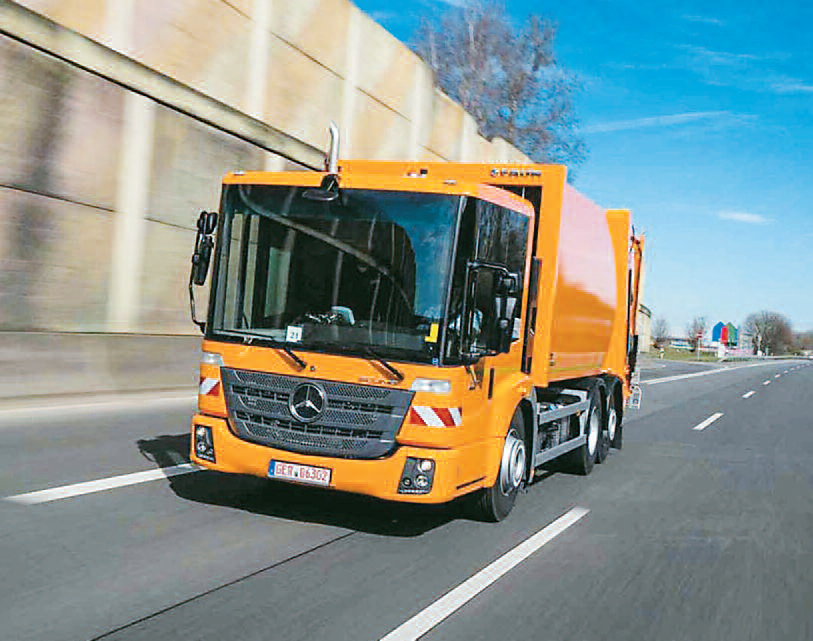 pes-56-mercedes-benz-econic-euro-6-02