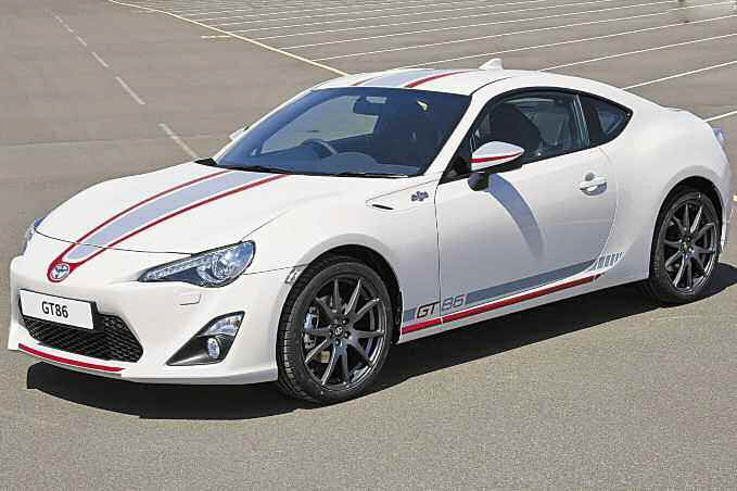 tap-160-el-toyota-gt86-boxer-blanco-01